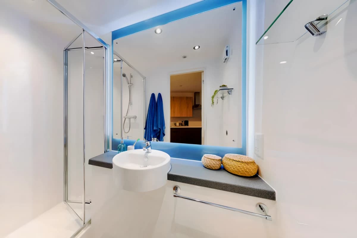 Canvas Coventry Arundel House image