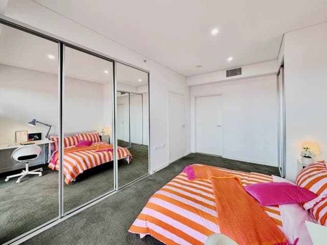 3 bed 2 bath
