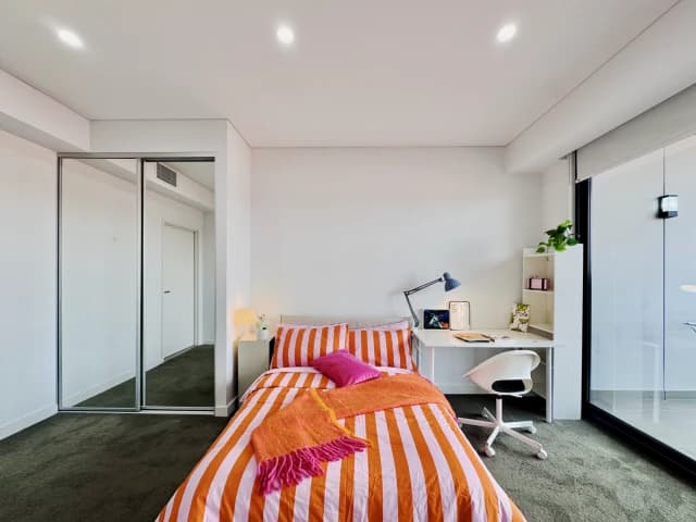 3 bed 2 bath