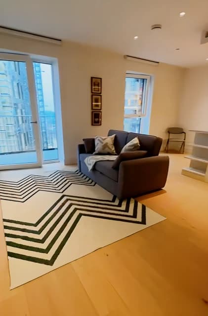 1 Bedroom 1 Bathroom Flat 804