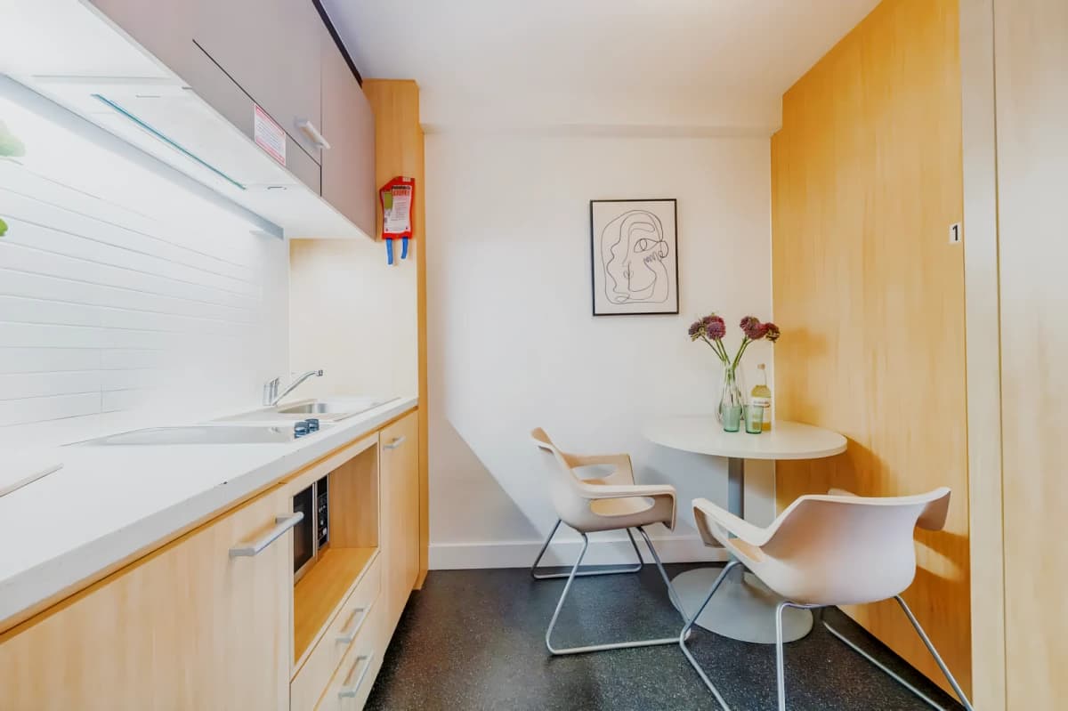 dwell Village Melbourne City image
