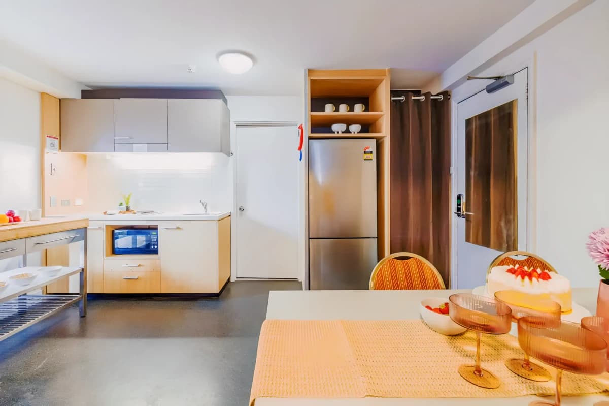 dwell Village Melbourne City image