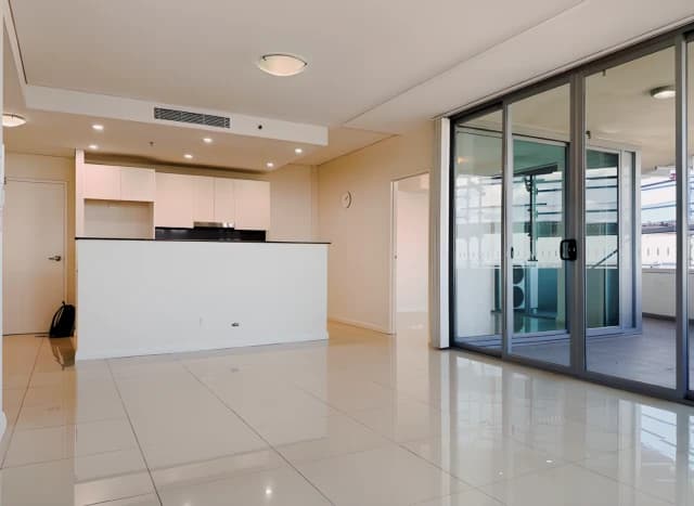 3 bed 2 bath-1308-single room