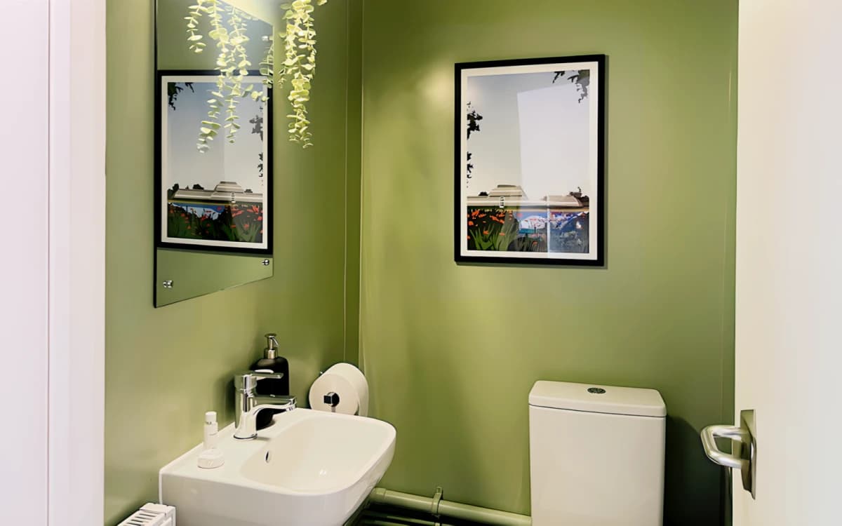 Ensuite