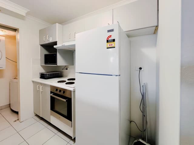 2 bed 2 bath-single room