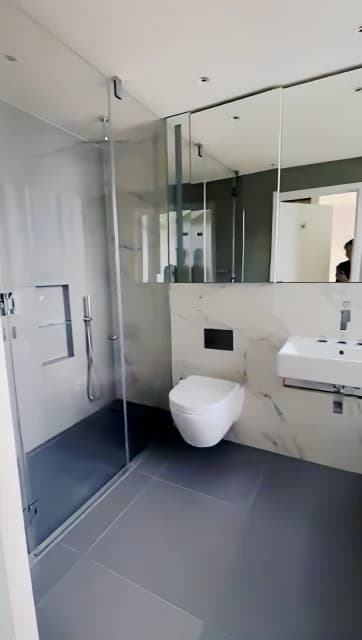 2 Bedroom 2 Bathroom Flat3105