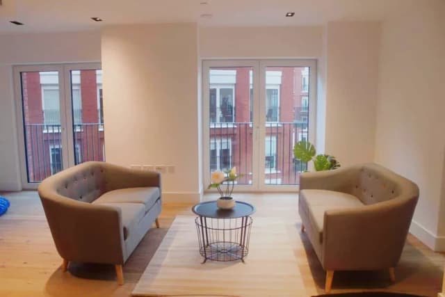 2 Bedroom 2 Bathroom
