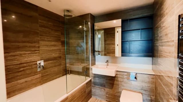 2 Bedroom 2 Bathroom