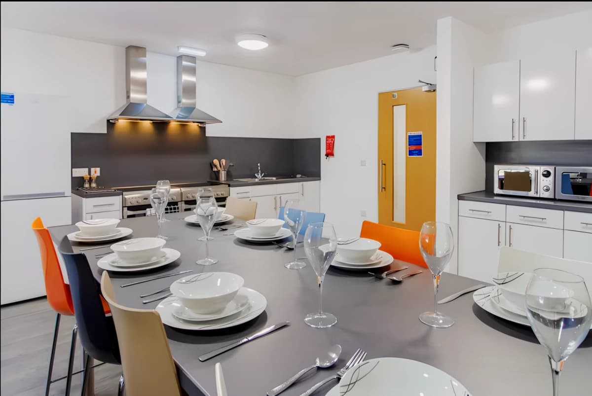 Premium Ensuite – NHS & Derby Business School