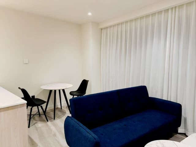 1 Bedroom 1 Bathroom Flat 1901