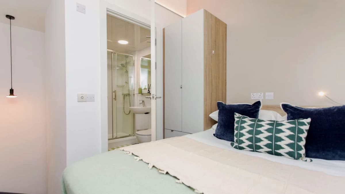 2 Bed Loft Apartment