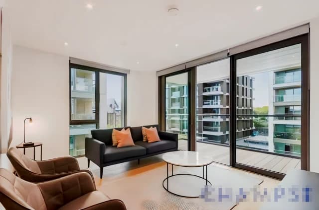 CM-Chartwell House