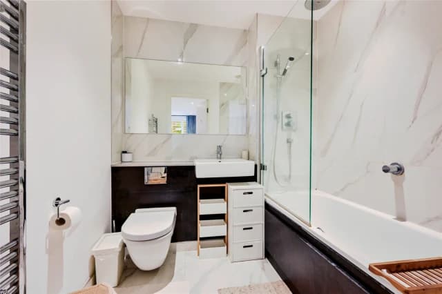 2 Bedroom 2 Bathroom