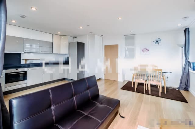 3 Bedroom 2 Bathroom Flat 701