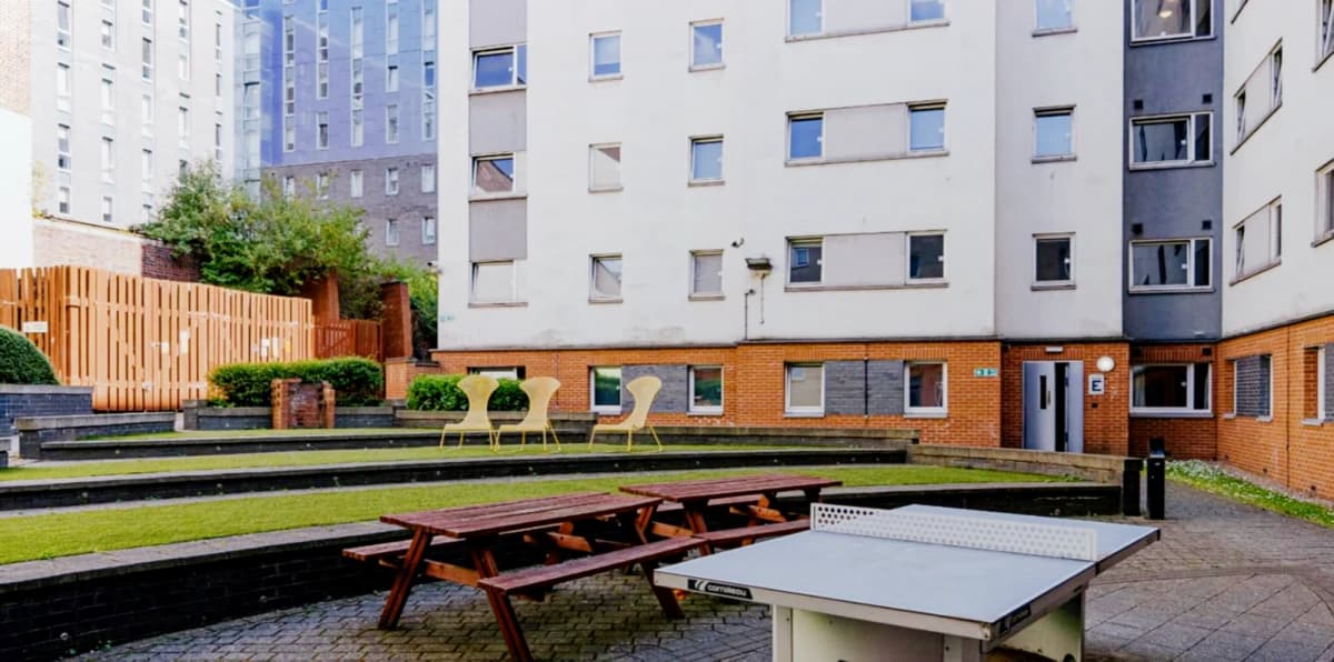 Outdoor Features
