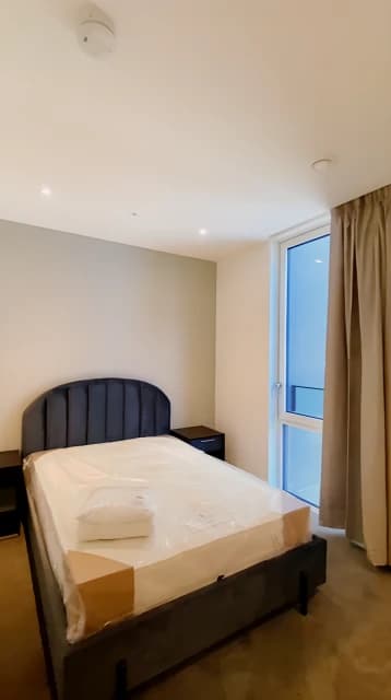 3 Bedroom 2 Bathroom Flat10