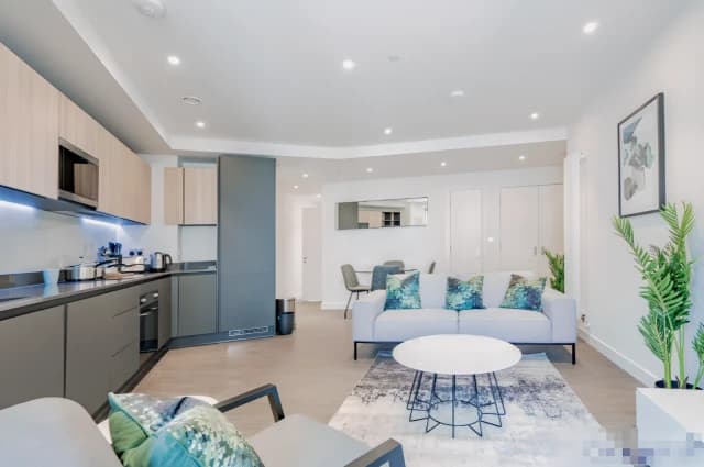 2 Bedroom 2 Bathroom Flat 605