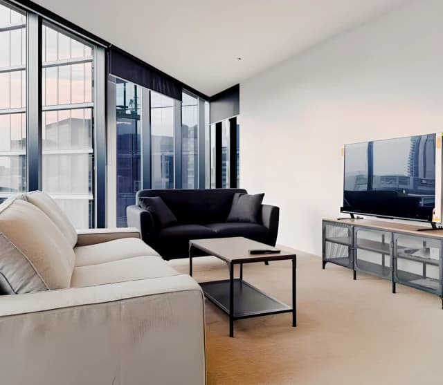 8 Waterview Walk