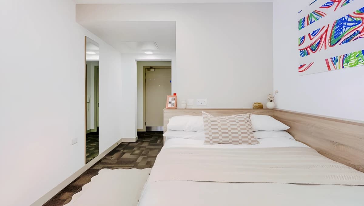 Studio Apartment