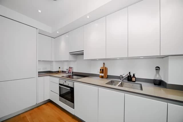 Pippin Mansions image 4