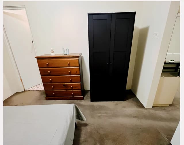 1 bed 1 bath