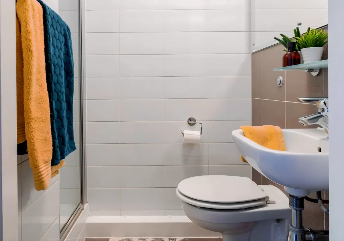 iQ Sterling Court image