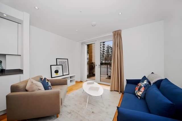 Pippin Mansions image