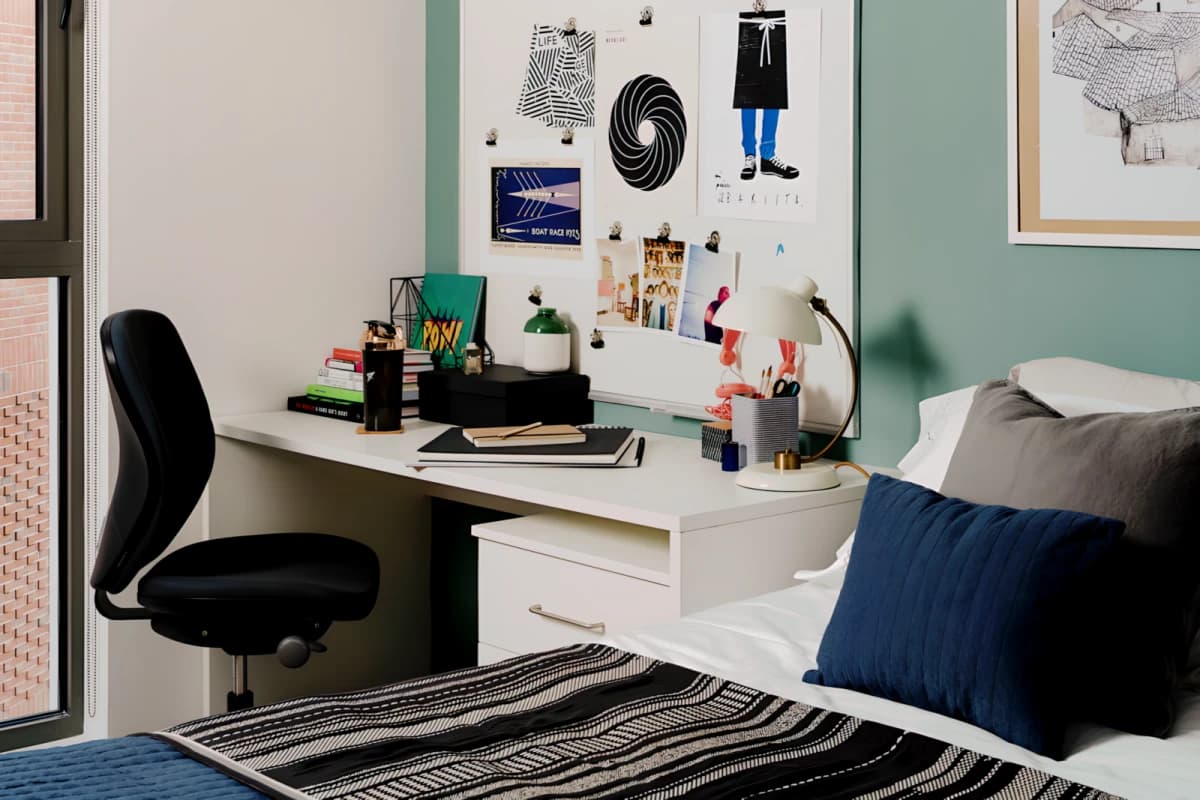 Ravenscourt House image