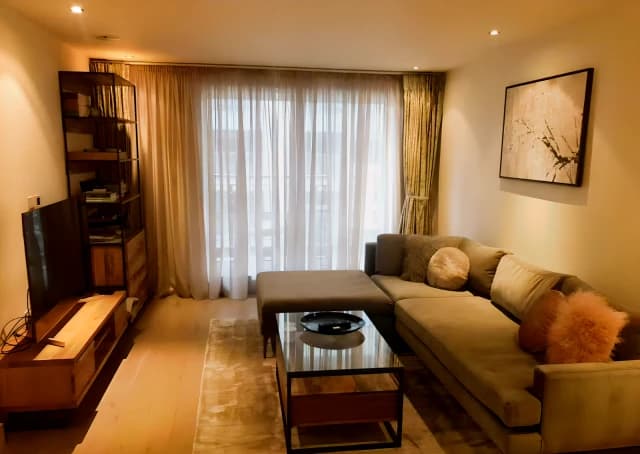 2 Bedroom 2 Bathroom Room 2