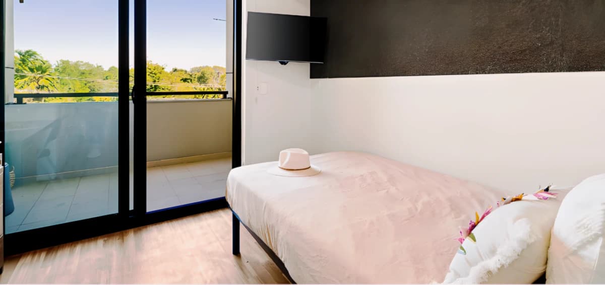 UniLodge Darwin image