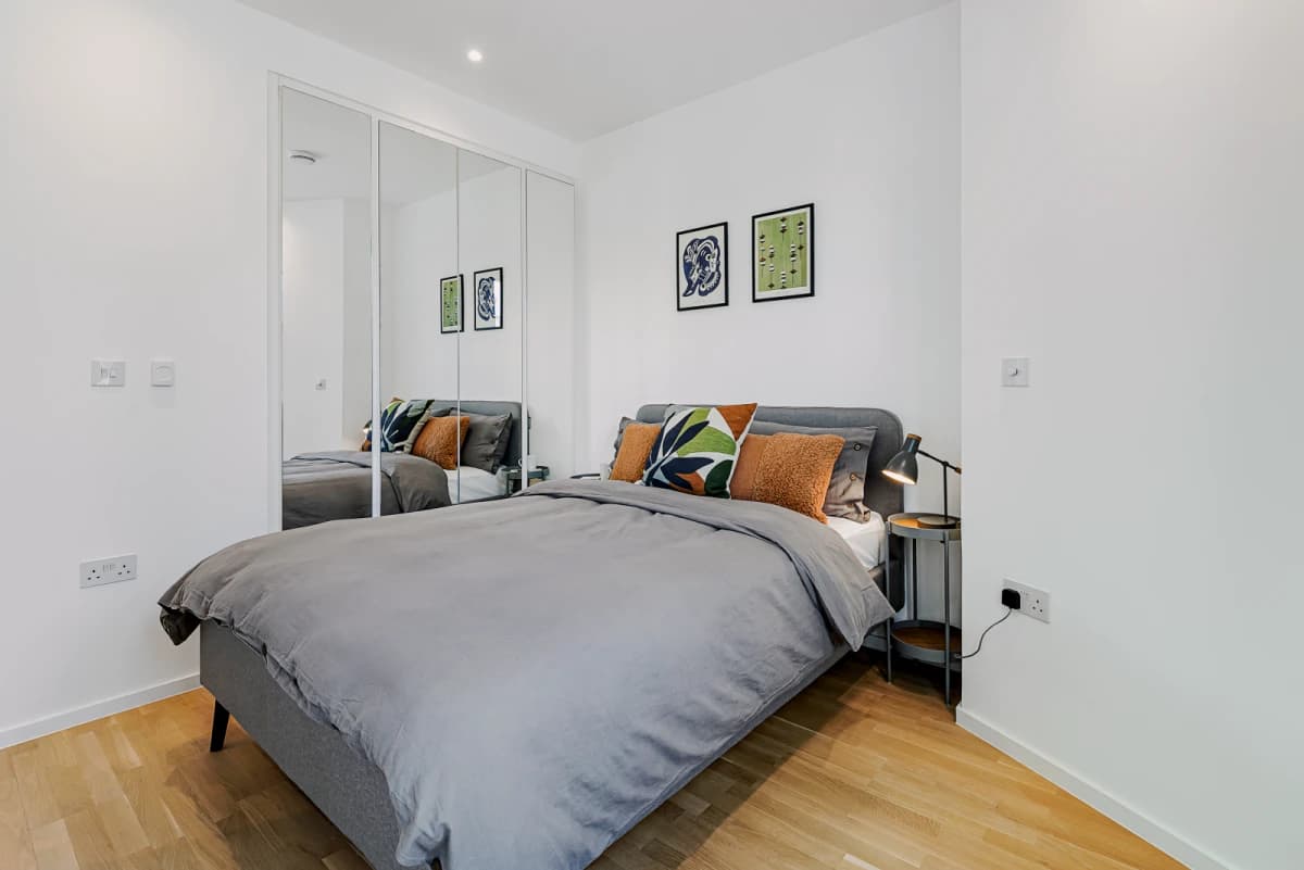 1 Bedroom Superior Flat