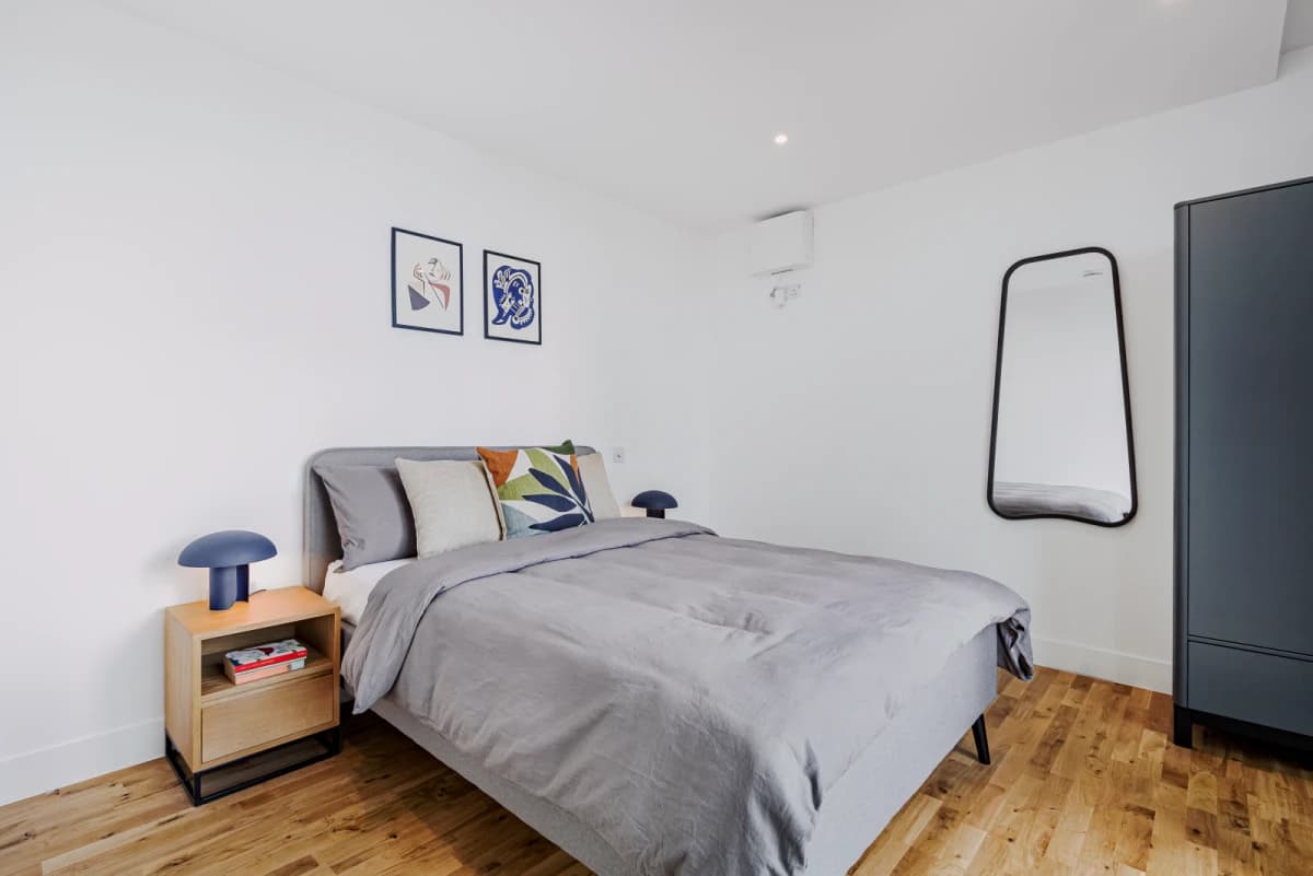 1 Bedroom Penthouse Flat