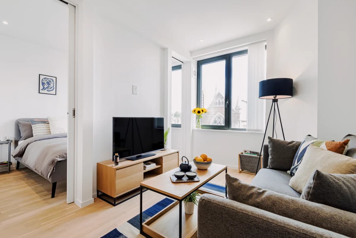 1 Bedroom Standard Flat