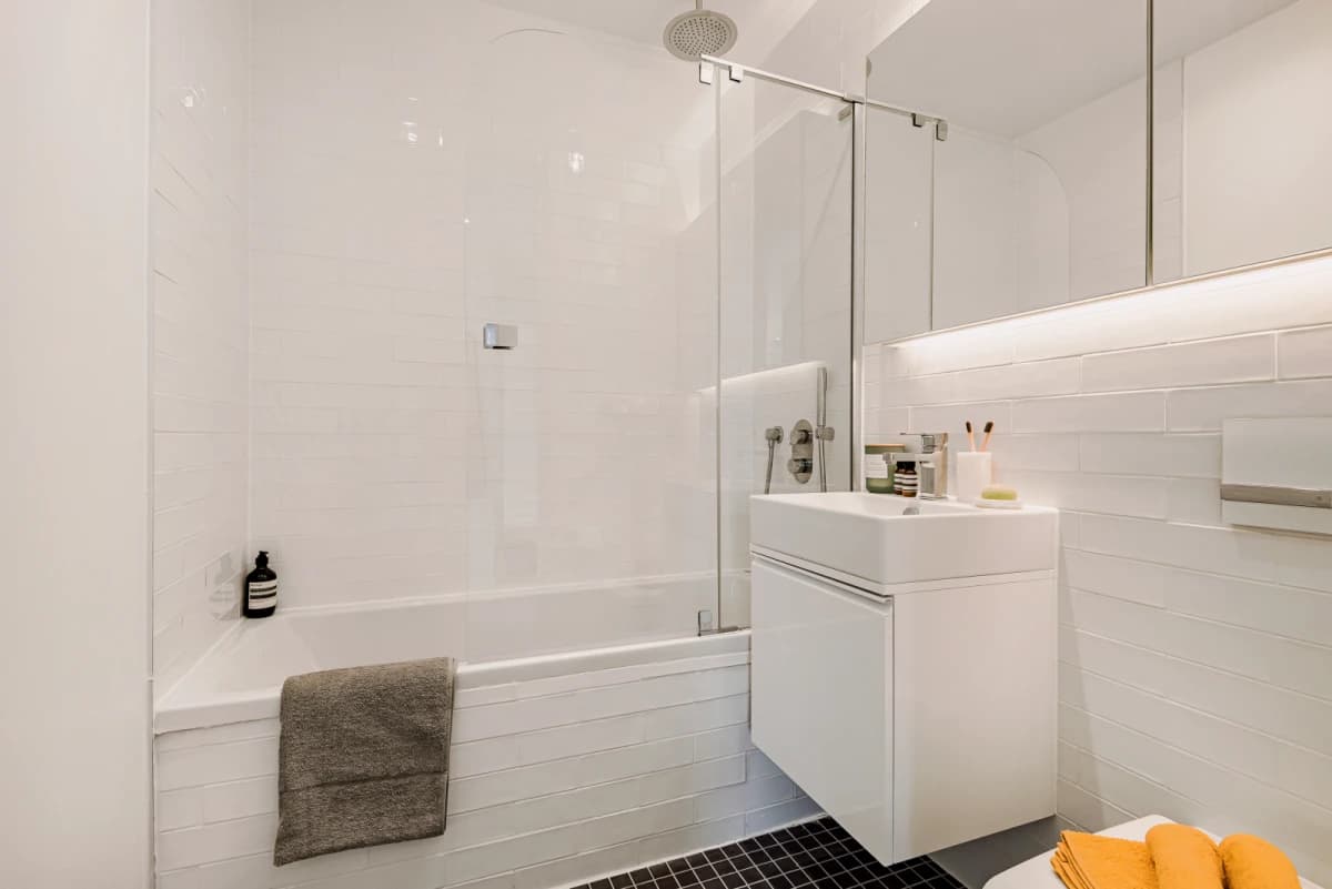 2 Bedroom Superior Flat