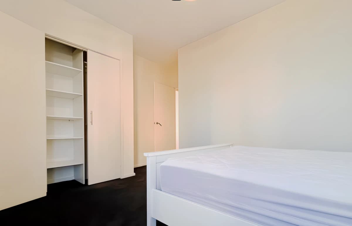 1 Beissel St