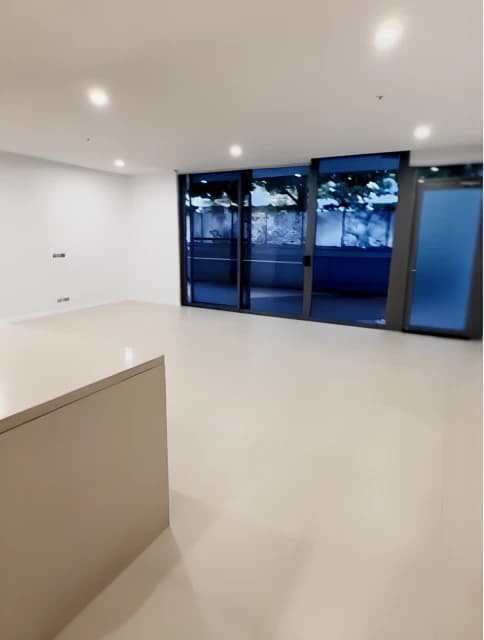 4 bed 2 bath