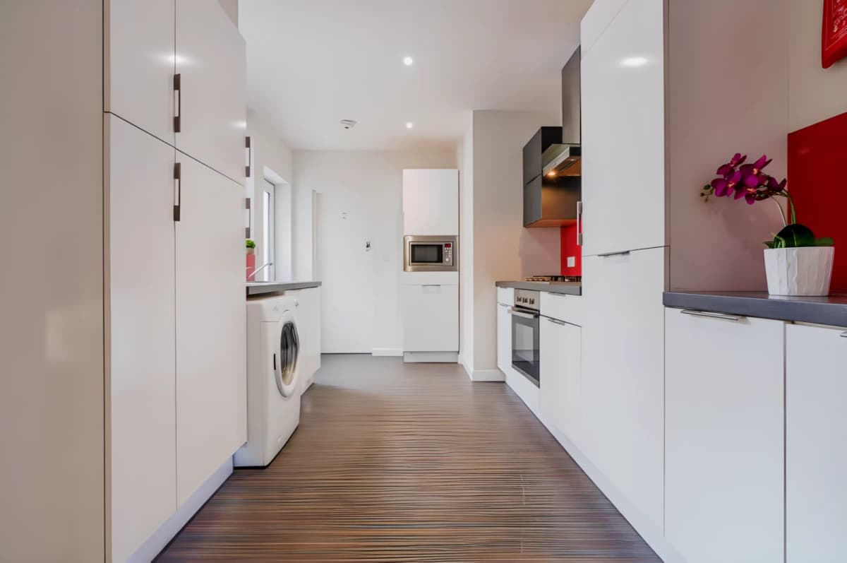 5 Bed 1 Bath