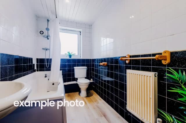 5 Beds 1 bath