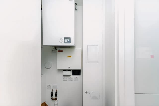 2 Bedroom 2 Bathroom Apartment 1902