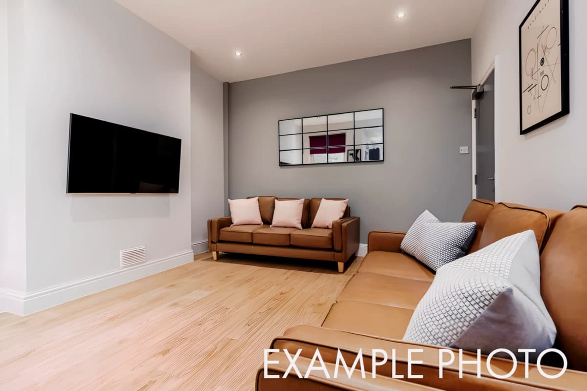 5 Bed 2 Bath