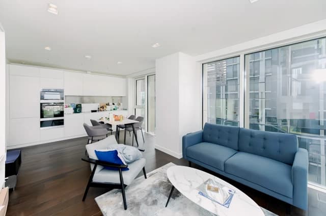 2 Bedroom 2 Bathroom Apartment 1902