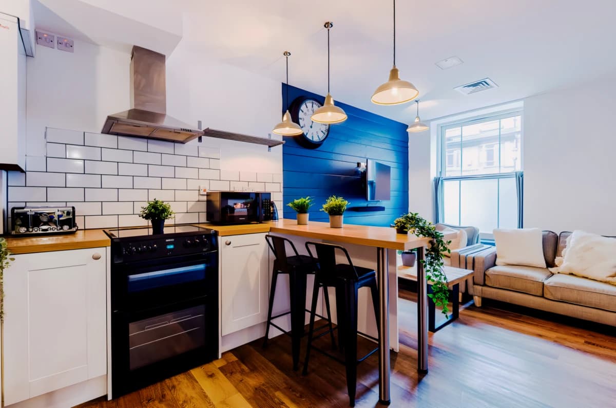 4 Beds 1 bath