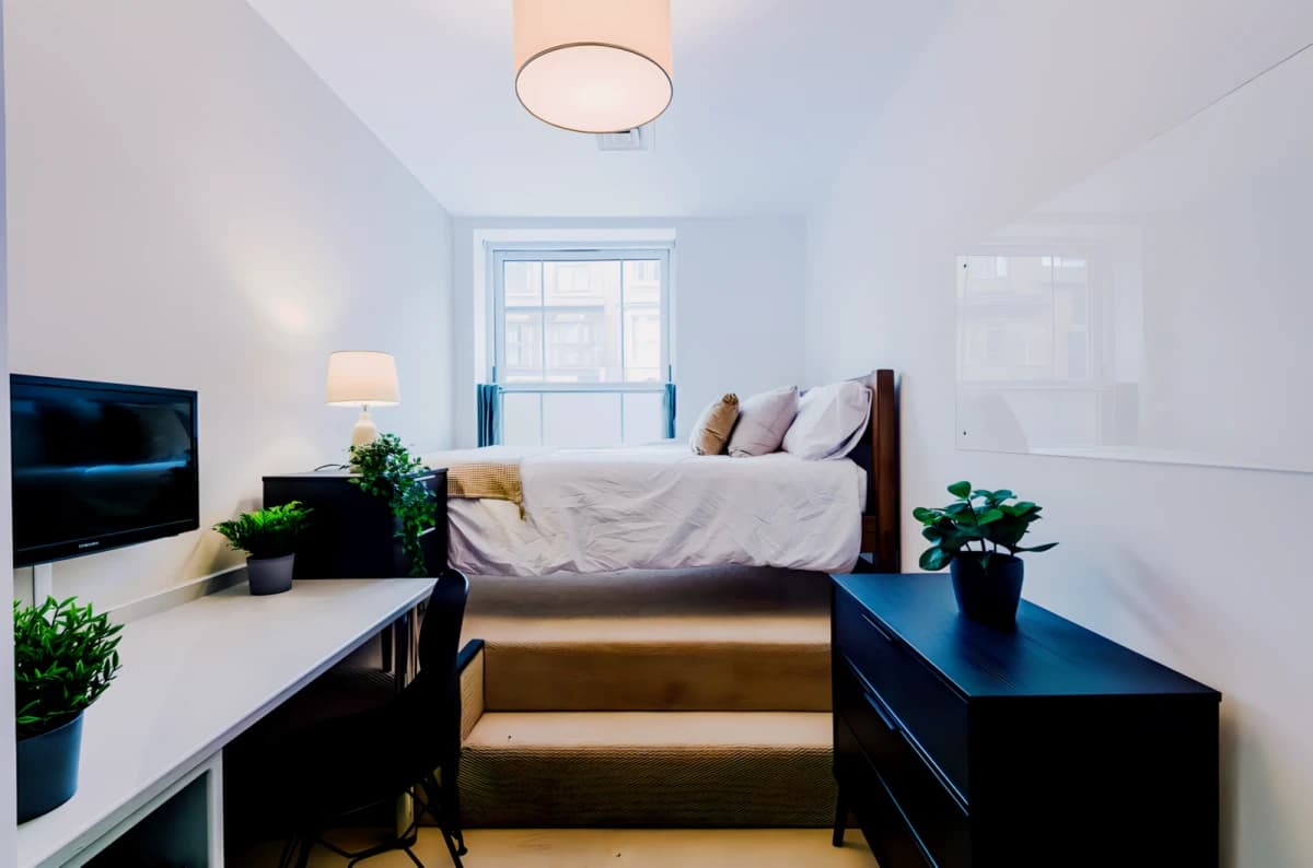 4 Beds 1 bath