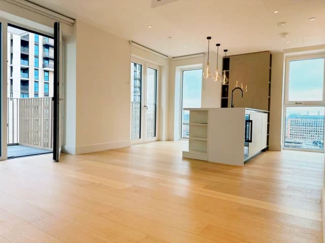 2 Bedroom 2 Bathroom Flat 133