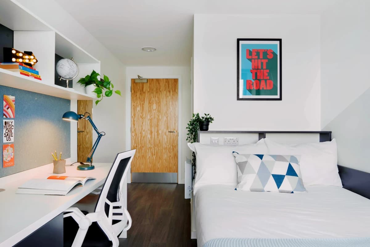 Bronze Ensuite - Single Occupancy