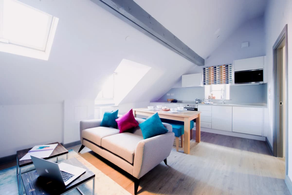 Manor House image