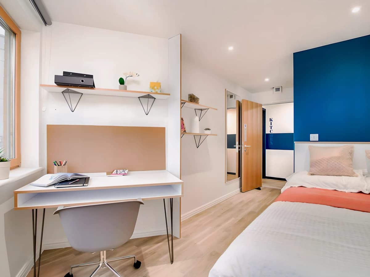 New Orient House image