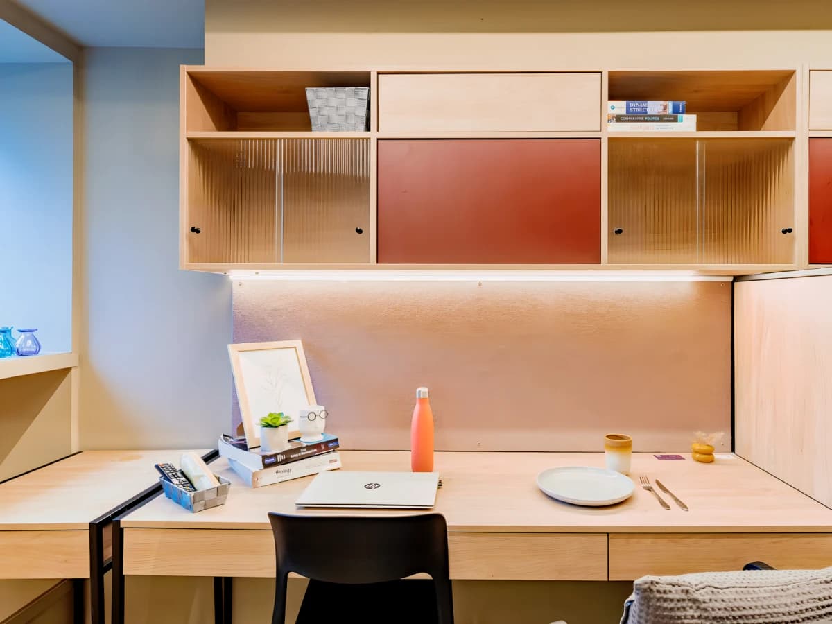 Executive Studio