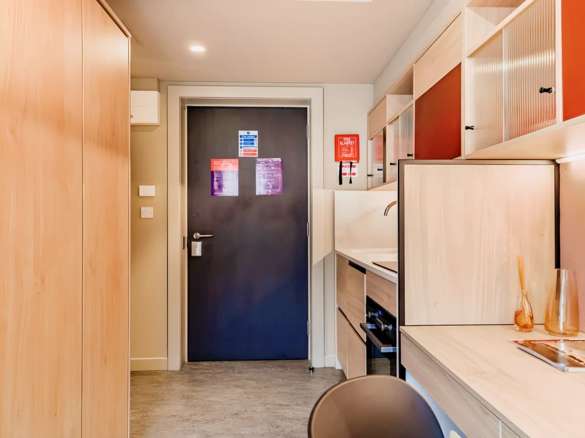 Executive Studio