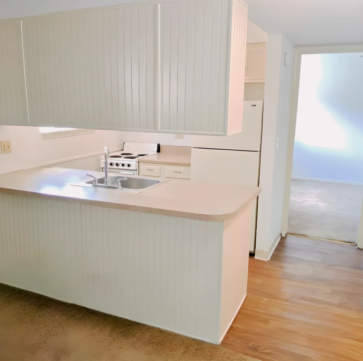 Tall Oaks Apartments image